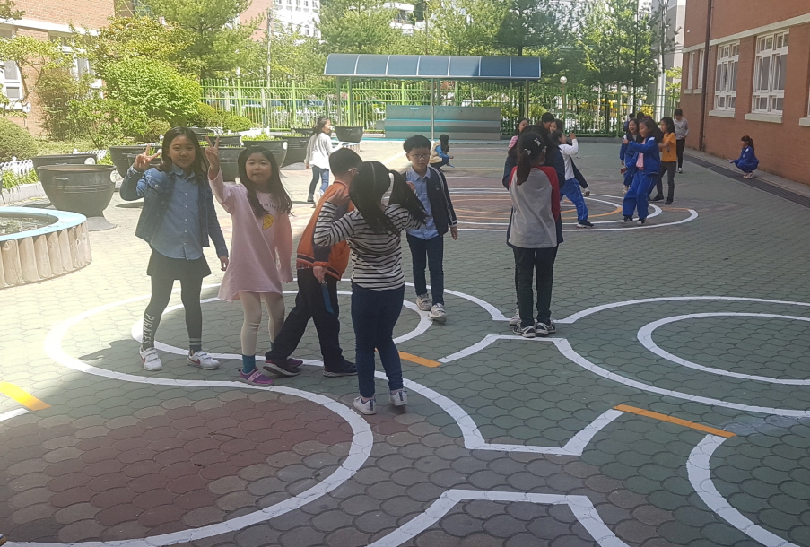 통영초, 민속놀이 문화 광장 조성(사진2).jpg